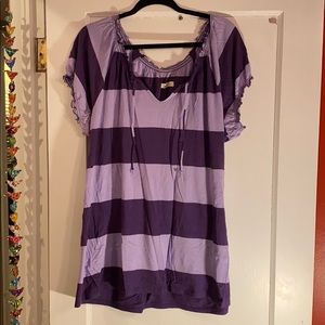 Old Navy ruched collar tee